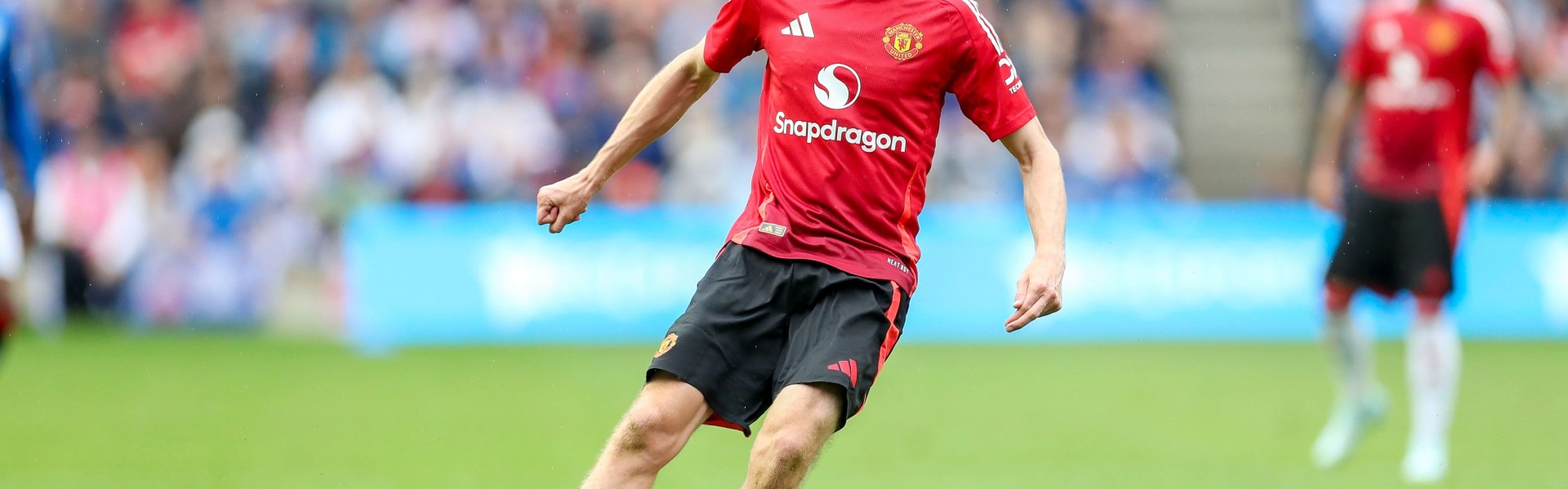 北美世界杯-记者：曼联小将科利尔即将租借加盟赫尔城，两家俱乐部已经谈妥